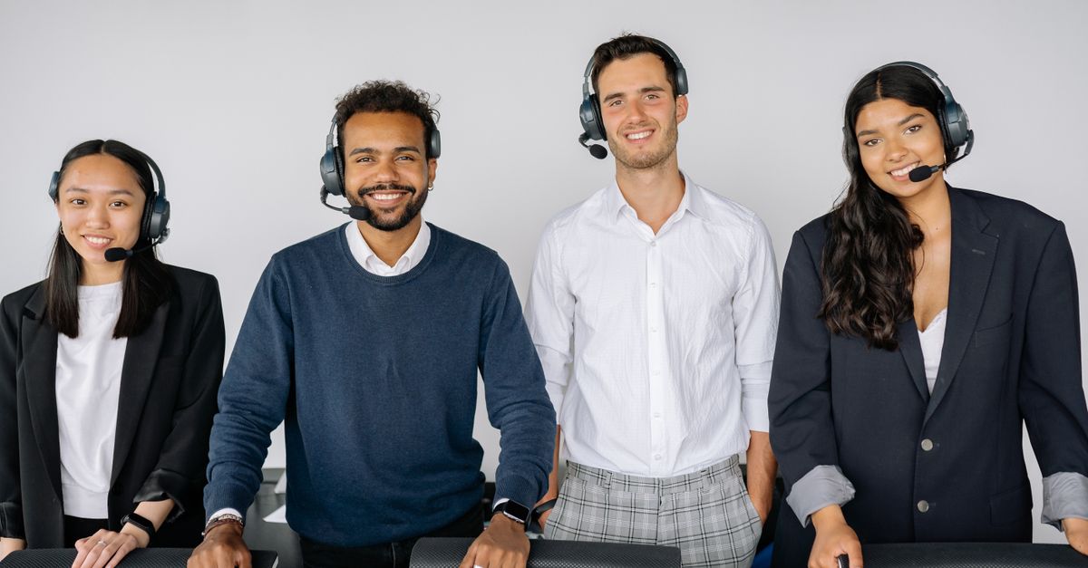 AI Customer Service: Tools, Benefits, and Setup