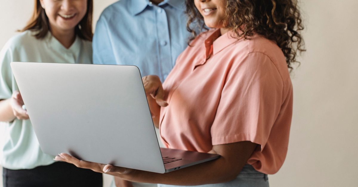 HR and Payroll Software: Why an Integrated Platform Wins