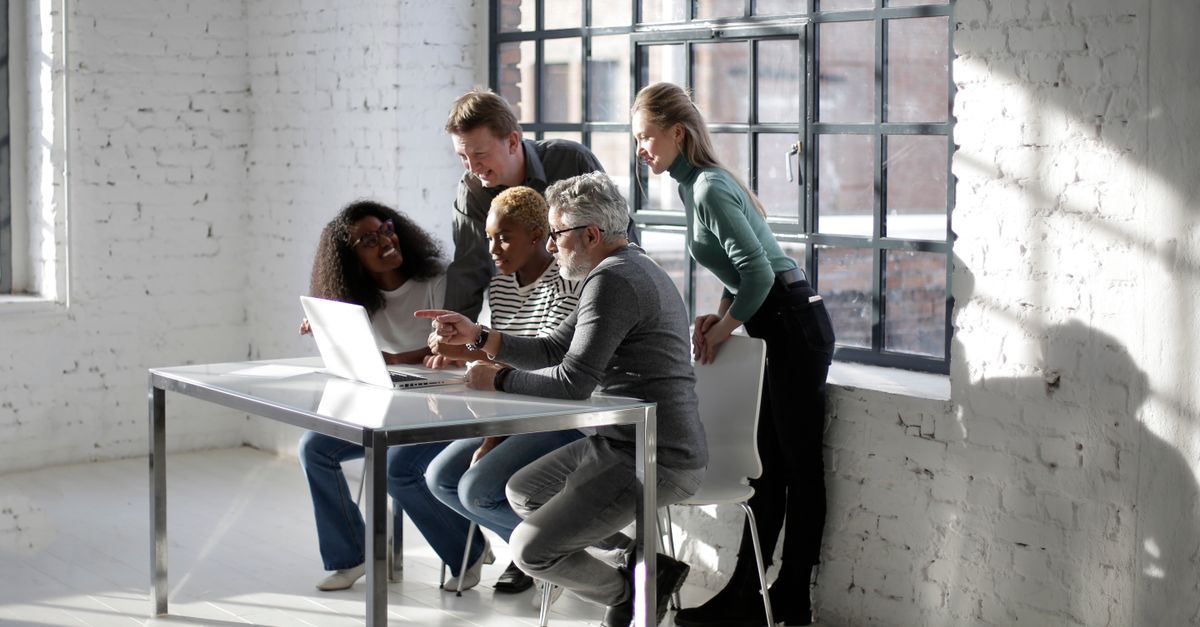 HR Software: How to Choose the Right Platform