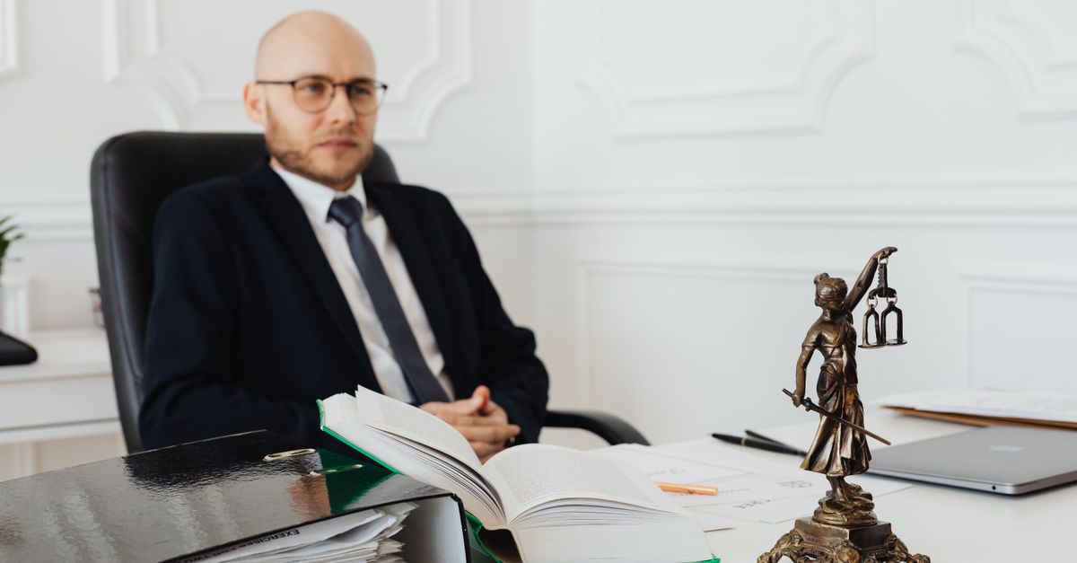 IP Litigation Management: Tracking Patent and Trademark Cases with AI